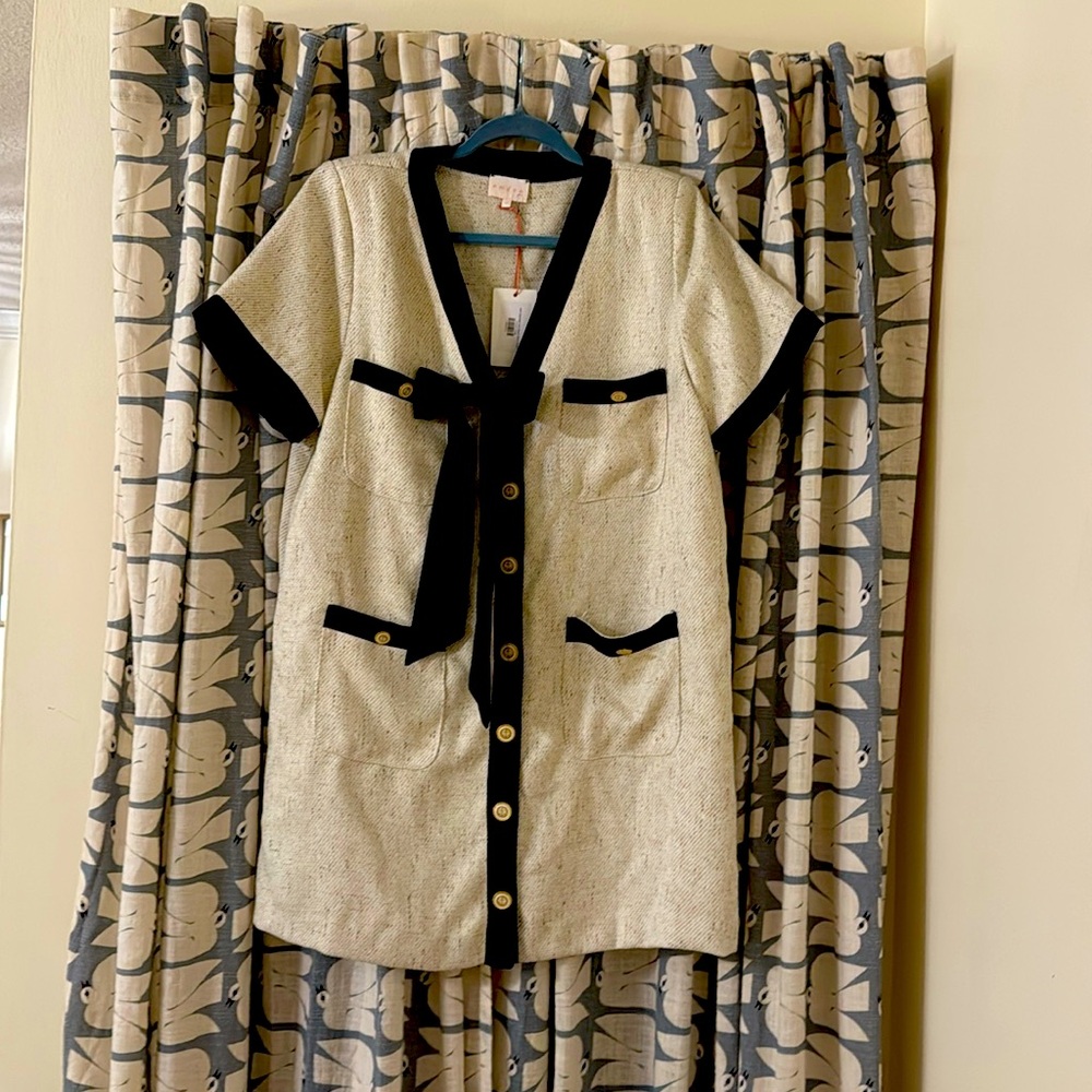 NWT Entro cream & black tweed shift dress with bow